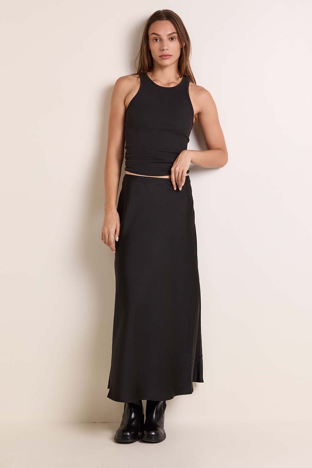 חצאית מידי סאטן